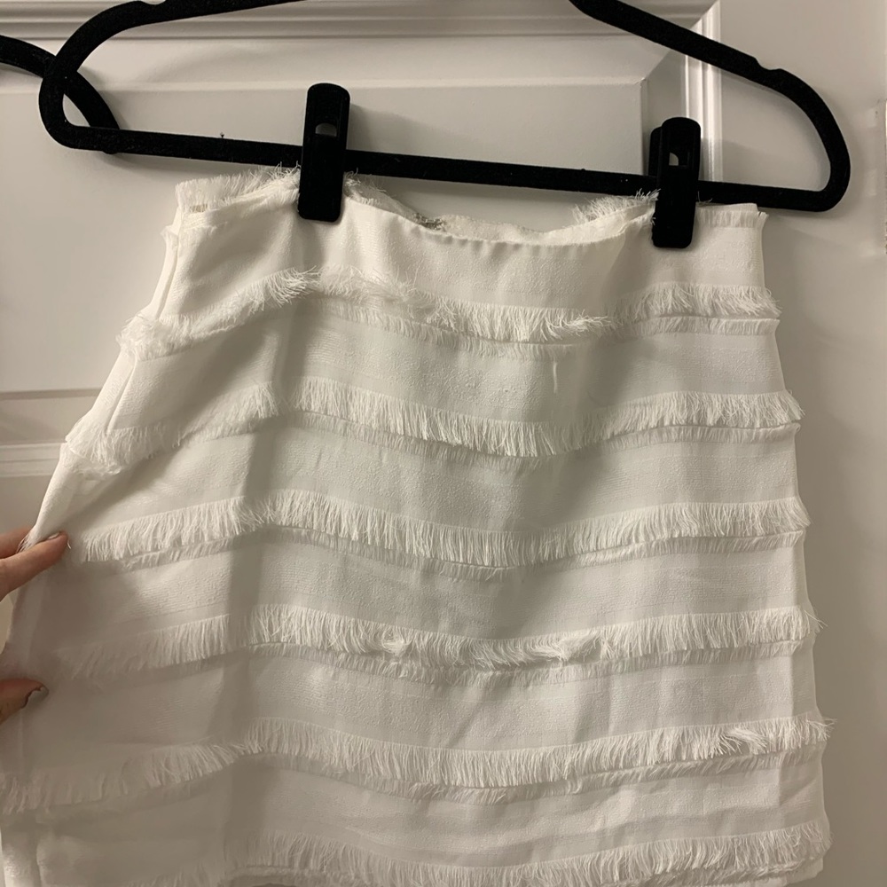 Shop these three boutique crop top/skirt set - Picture 2 of 4